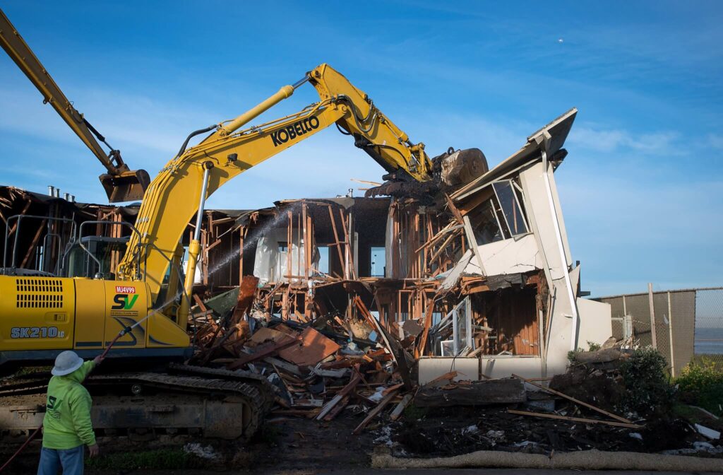 مؤسسة هدم مباني 1024x672 1